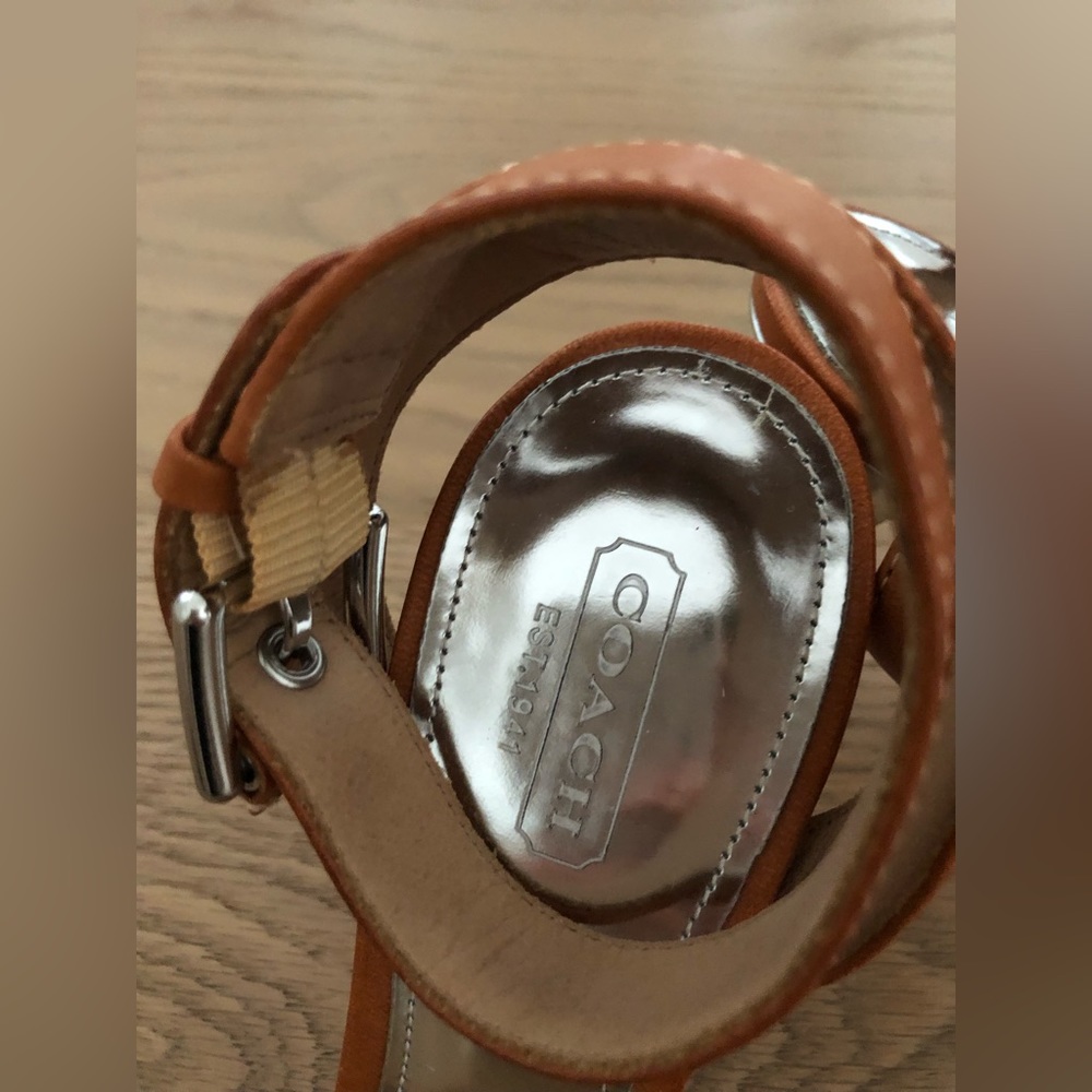 Coach Women’s Heel Sandal With Buckle. Tan Camel Brown. Silver Hardware. Size 7. - Picture 6 of 8